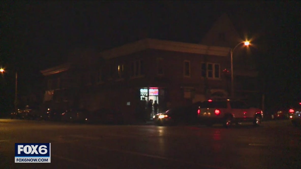 Milwaukee police respond to 2 fatal shootings Sunday